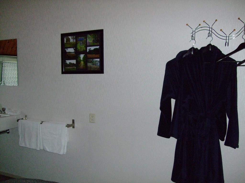 Bed and Breakfast De Pompstee Rolde Exterior foto